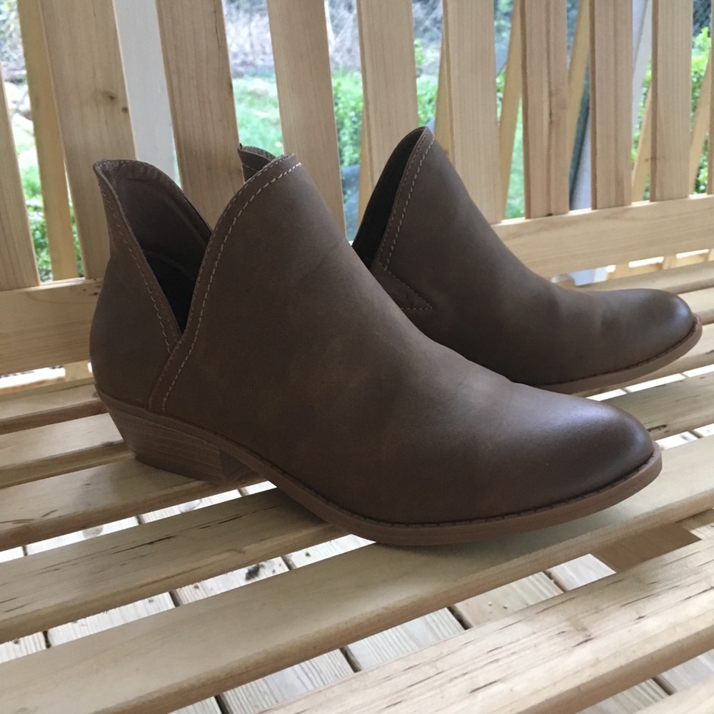 Universal Thread Nora Ankle Boots